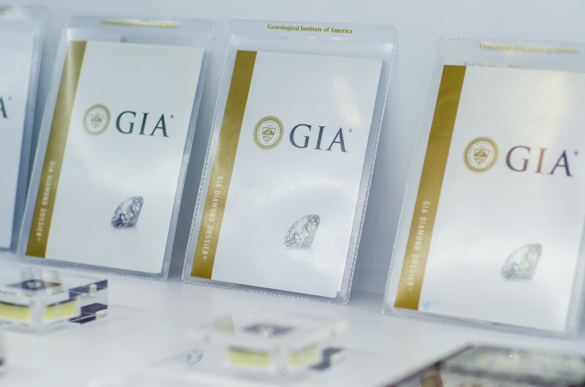 Expertise gemmologique diamant à Rueil-Malmaison