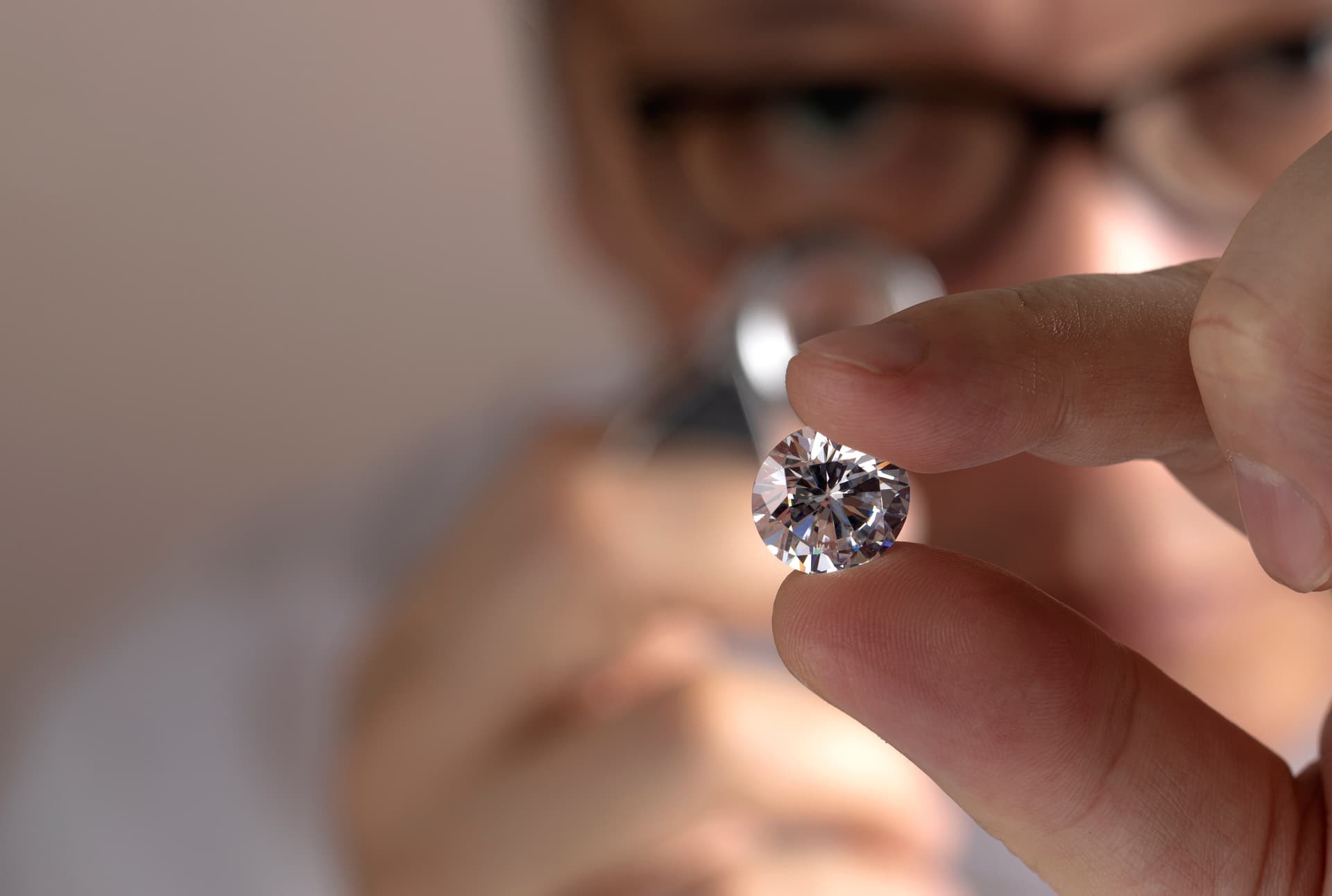 FAQ diamantaire à Rueil-Malmaison